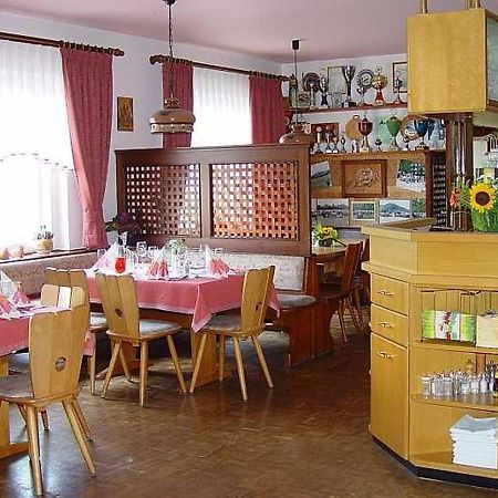 Gasthaus Und Pension Hintere Hofe 프라이암트 외부 사진